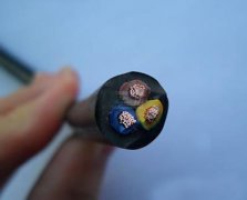 耐油挤压式电缆